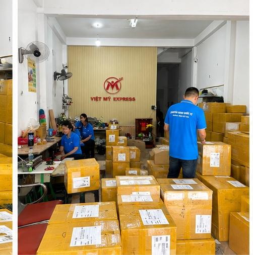 Gửi hàng đi Mỹ từ Việt Nam cùng Việt Mỹ Express